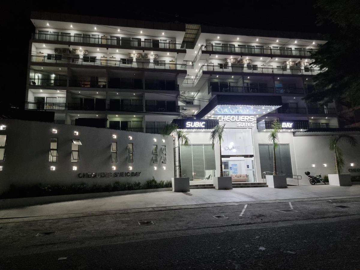 Chequers Suites Subic Bay Olongapo City Exteriör bild