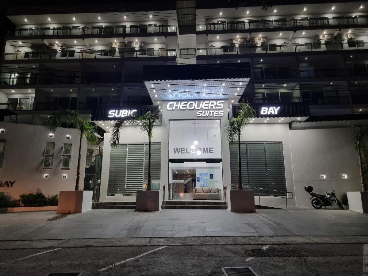 Chequers Suites Subic Bay Olongapo City Exteriör bild