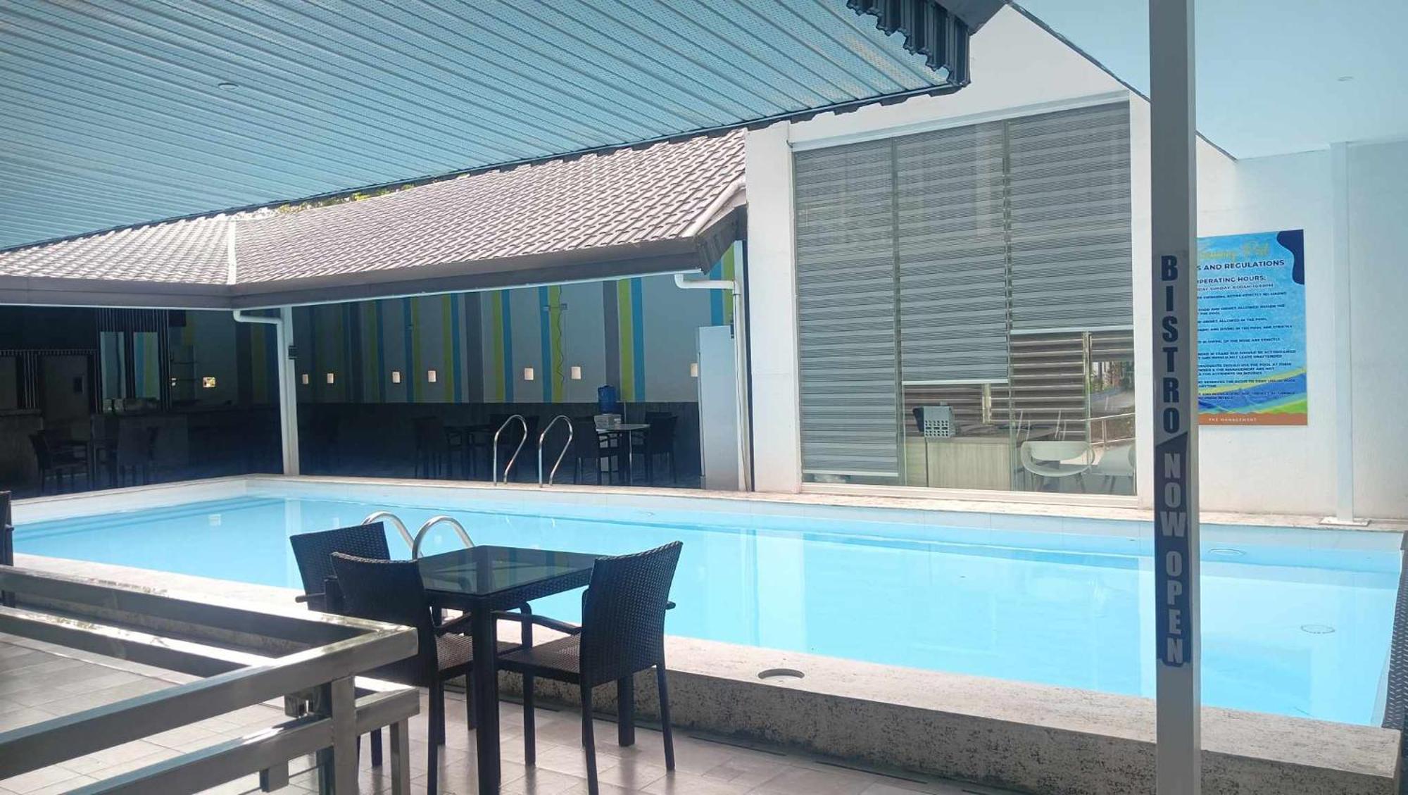 Chequers Suites Subic Bay Olongapo City Exteriör bild