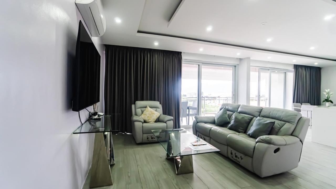 Chequers Suites Subic Bay Olongapo City Exteriör bild