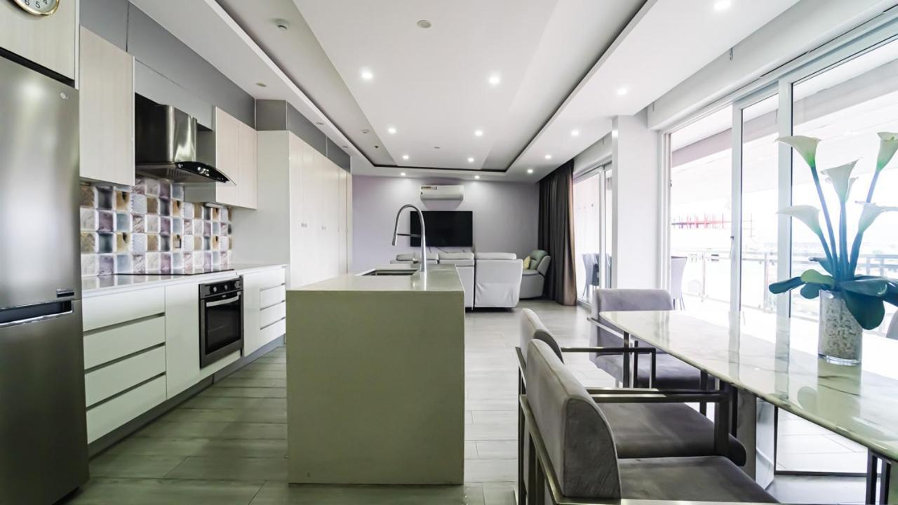 Chequers Suites Subic Bay Olongapo City Exteriör bild