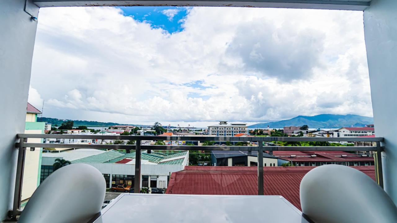 Chequers Suites Subic Bay Olongapo City Exteriör bild