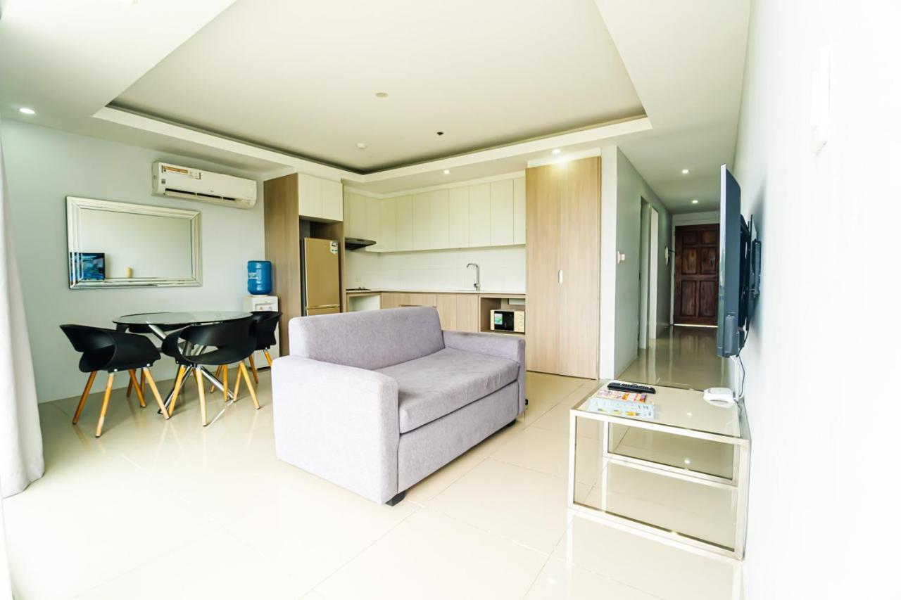 Chequers Suites Subic Bay Olongapo City Exteriör bild