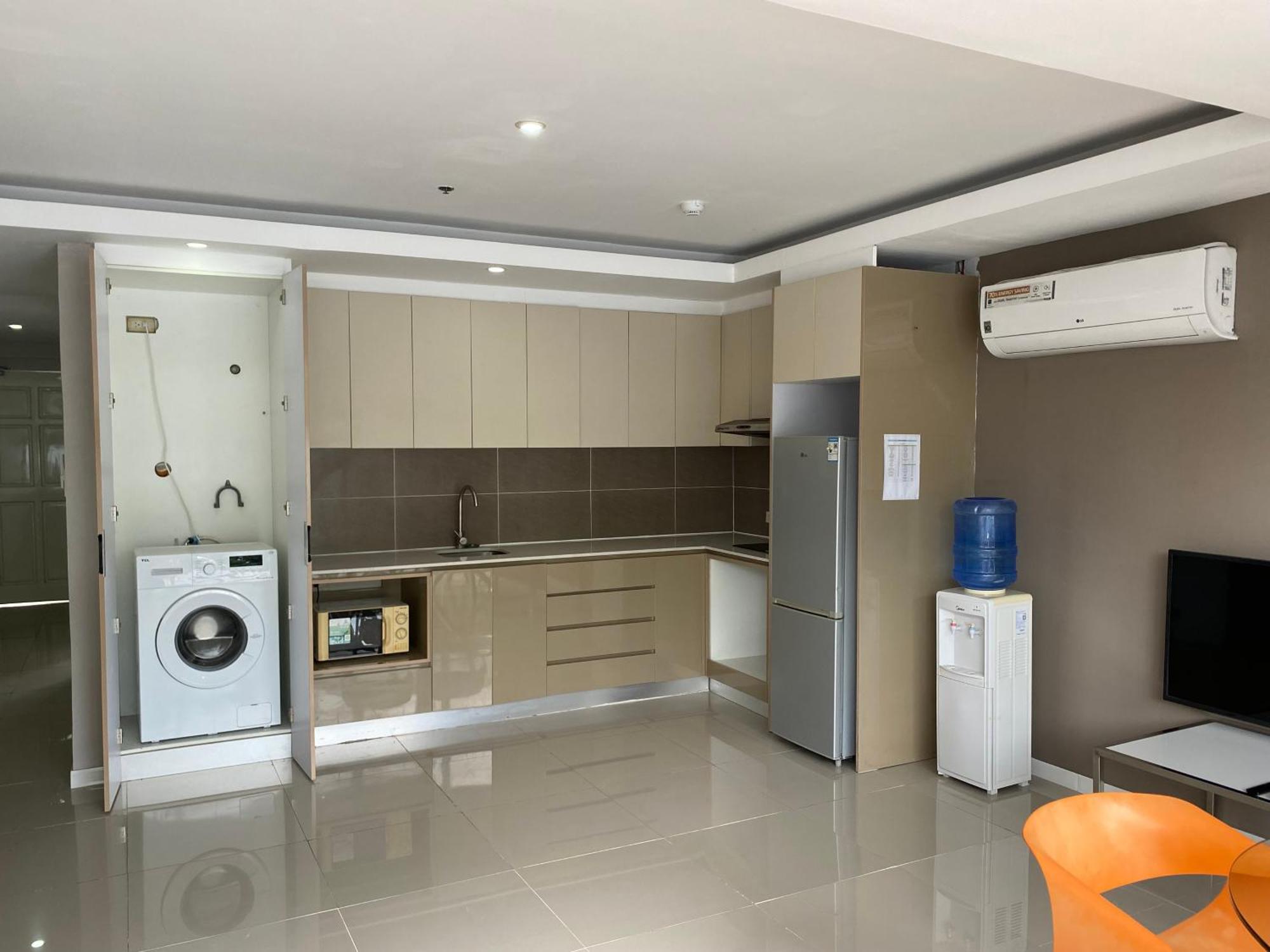 Chequers Suites Subic Bay Olongapo City Exteriör bild
