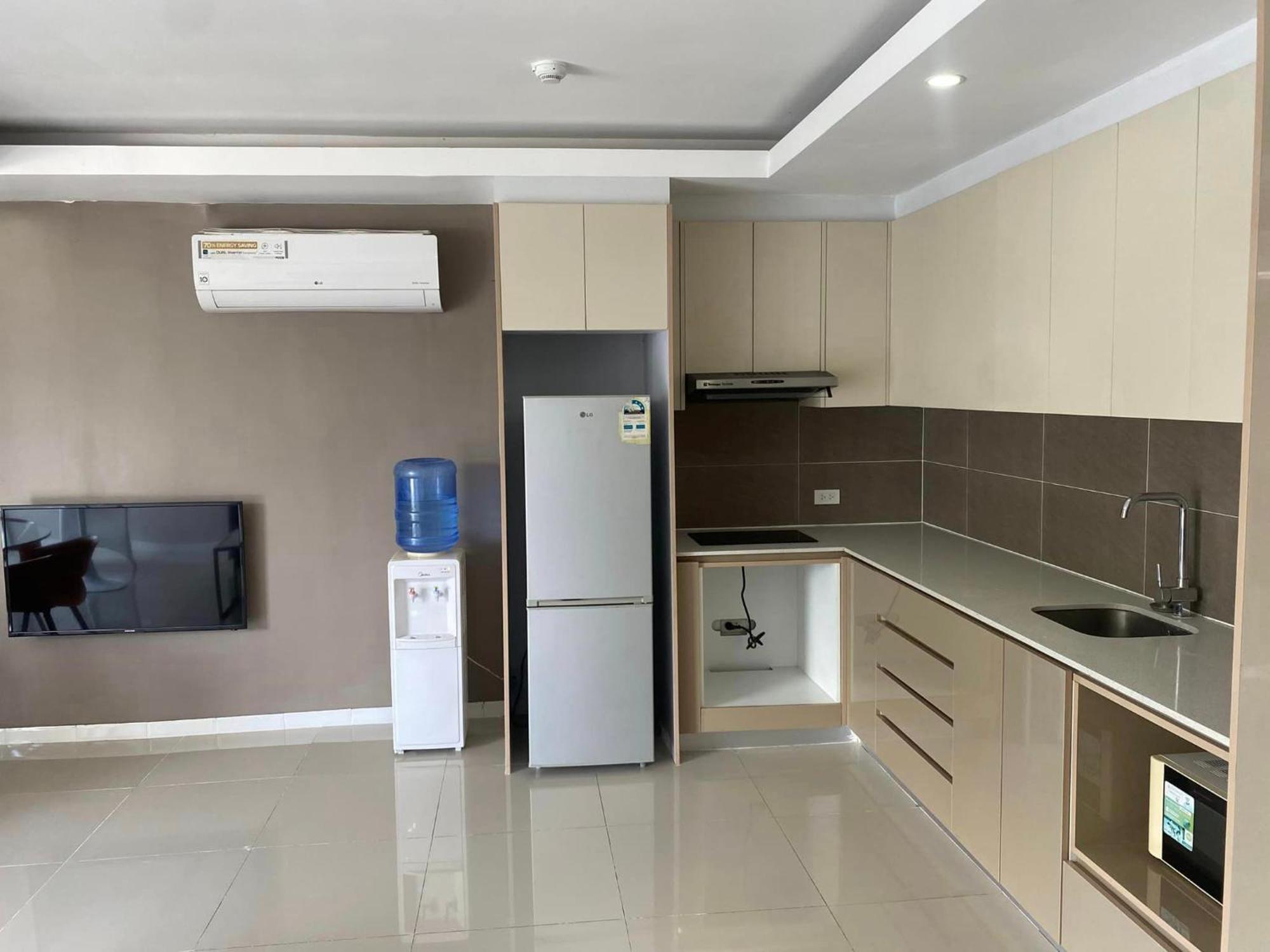 Chequers Suites Subic Bay Olongapo City Exteriör bild
